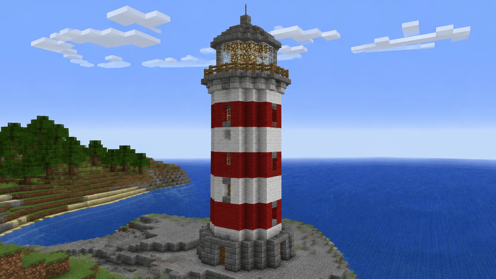 Faro costero a rayas de Minecraft sobre una costa rocosa, construido sobre una base circular